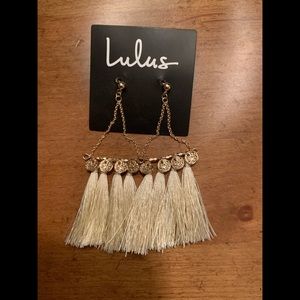 Lulus- cream fringe dangling earrings